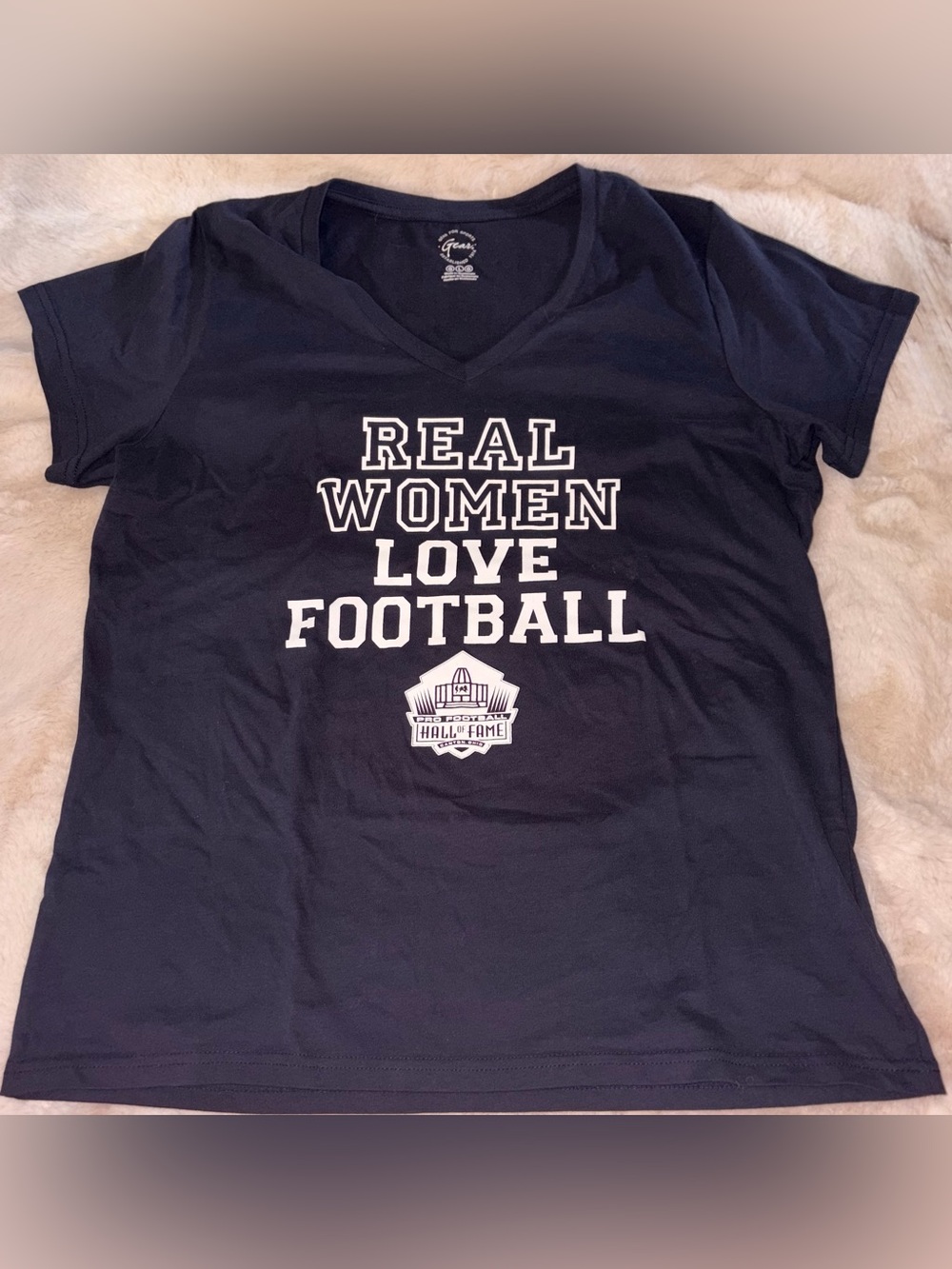 Real Women Love Football Pro Football Hall of Fame V-Neck Tee Women’s Large